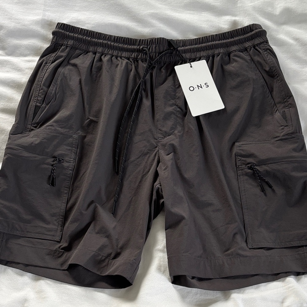 ONS Marlo Nylon Spandex Shorts NWT Size Large Men’s Grey